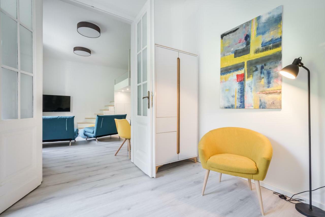Bpr Color Fusion Home With A/C Budapest Kültér fotó